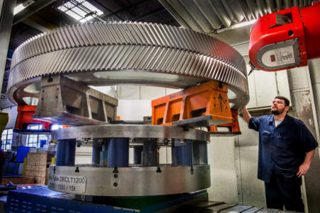 CNC Milling of Very Large Gear